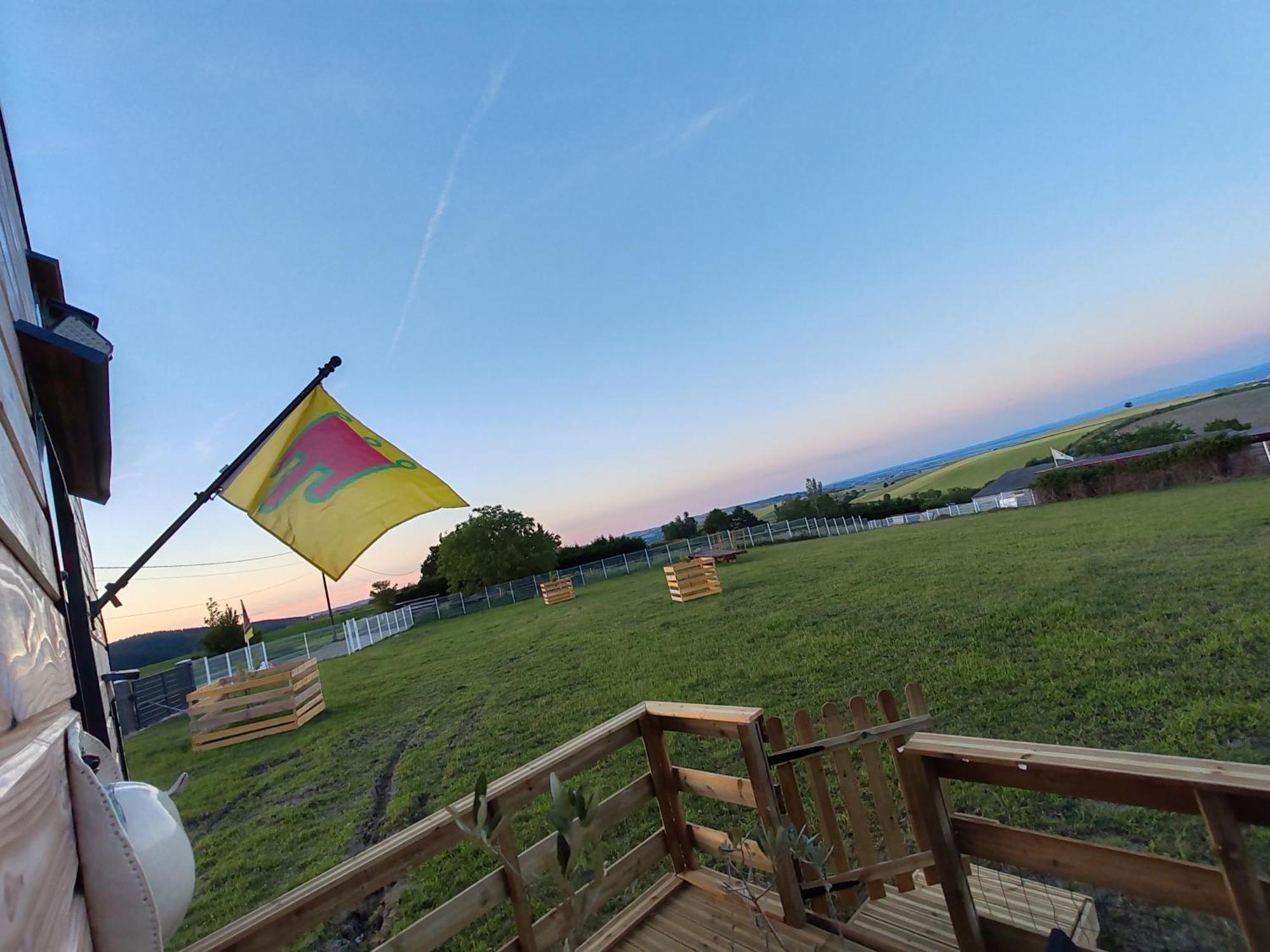 Tiny House Des Bougnats Villa Teilhede ภายนอก รูปภาพ